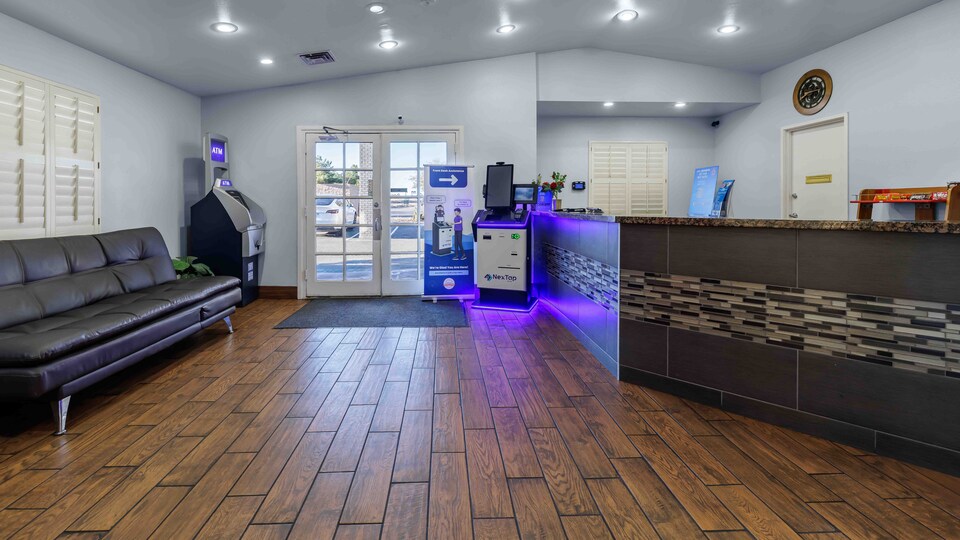 Studio 6 Flagstaff, AZ, C86004-2, Flagstaff AZ