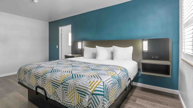 1 King Bed | Non-Smoking, Kitchen