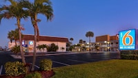 Motel 6 Cocoa Beach, FL