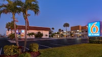 Motel 6 Cocoa Beach, FL