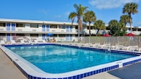 Motel 6 Cocoa Beach, FL