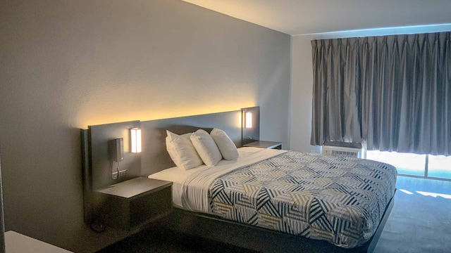 1 King Bed | Mobil Access Tub Nsmk Kitchen