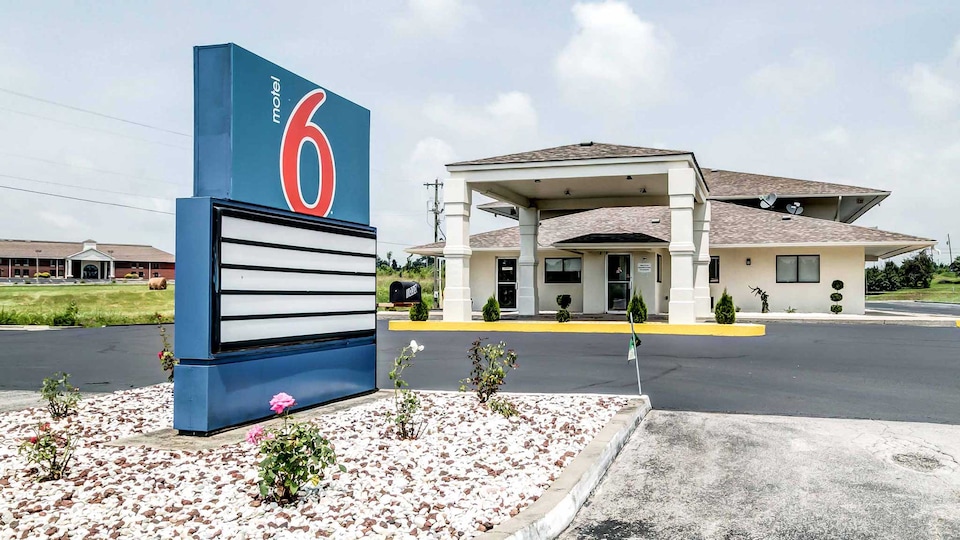 Motel 6 Berea, KY, Berea_g6, Berea