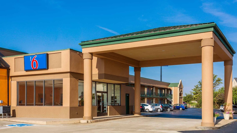 Motel 6 Clarksville, TN, CLARKSVILLE, CLARKSVILLE