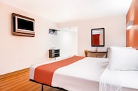 Motel 6 Tampa, FL - Fairgrounds