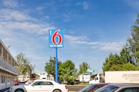 Motel 6 Tacoma, WA - Fife