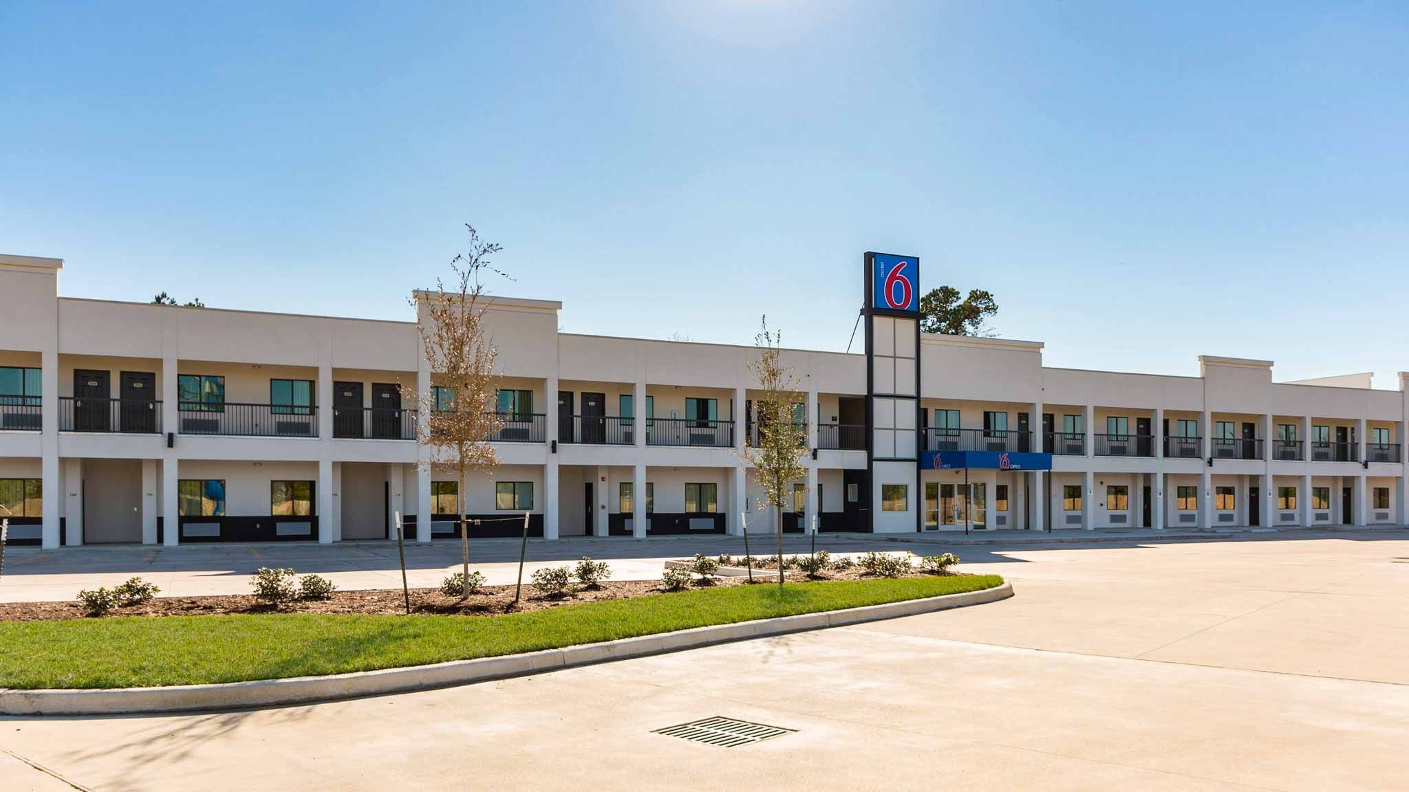 Motel 6 Channelview, TX - Budget-Friendly