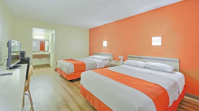 2 FULL BEDS | MOBILITY ACCESSIBLE TUB NSMK