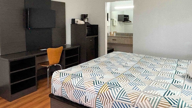 1 Cama King | Fumadores, Microondas