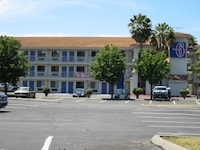Motel 6 Fairfield, CA - Napa Valley