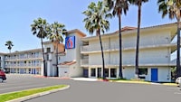 Motel 6 Fairfield, CA - Napa Valley