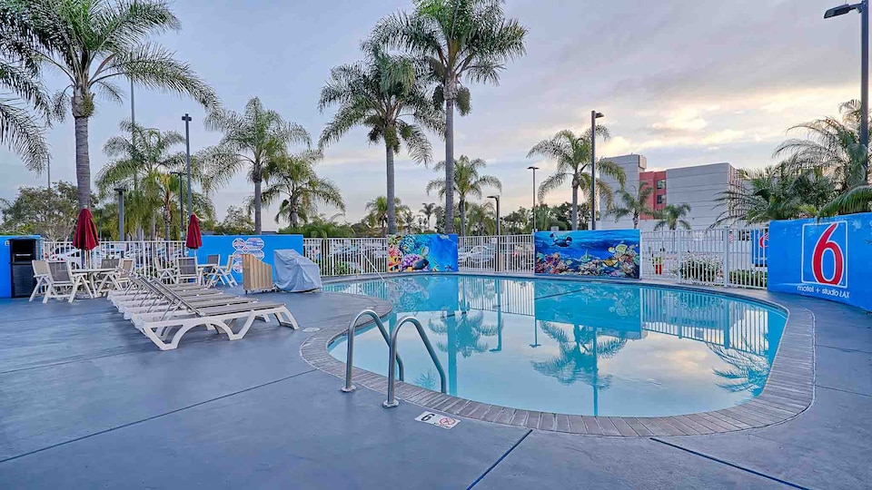 Studio 6 Suites Los Angeles, CA - Los Angeles LAX, Inglewood, Inglewood