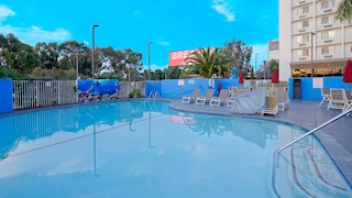 Studio 6 Suites Los Angeles, CA - Los Angeles LAX
