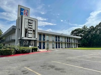 Motel 6 West Monroe, LA