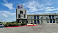 Motel 6 West Monroe, LA