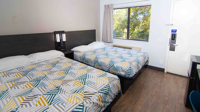 2 Full Beds | Premium, Micfridge