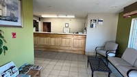 Motel 6 Bracey, VA – I-85