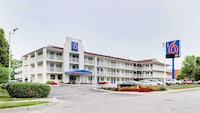Motel 6 Linthicum Heights, MD - BWI Airport