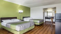 Motel 6 El Paso, TX - East