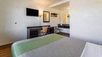 Motel 6 El Paso, TX - East