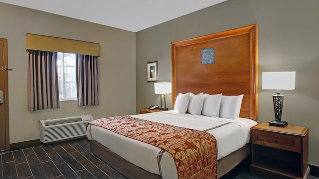 1 King Bed | Mobil Access Tub Nsmk Kitchen