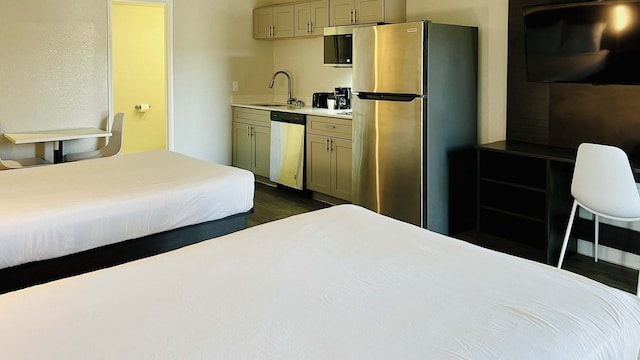 2 King Beds | Non-Smoking, Kitchen