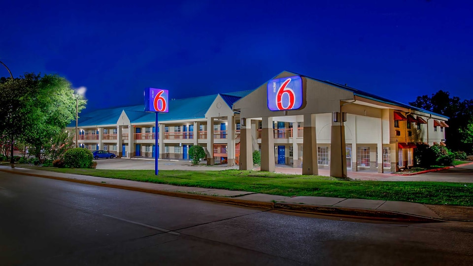Motel 6 Arlington, TX, Arlington_2, Arlington