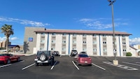 Motel 6 Bullhead City, AZ