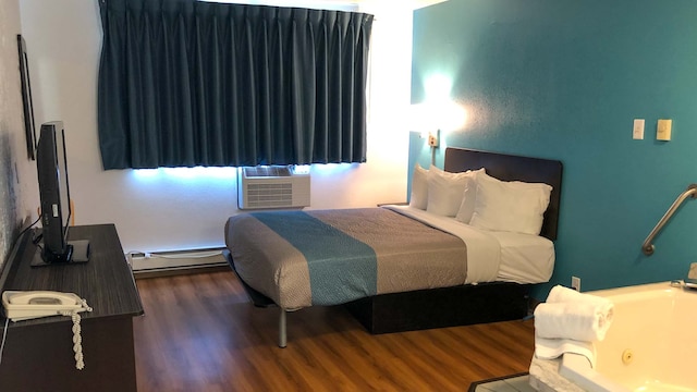 1 Queen Bed | Non-Smoking, Hot Tub