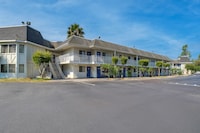 Motel 6 El Cajon, CA - San Diego