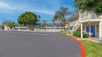 Motel 6 El Cajon, CA - San Diego