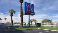 Motel 6 Indio, CA - Palm Springs