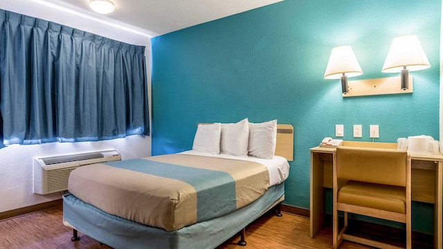 1 Full Bed | Mobility Access RI Shwr, Nsmk