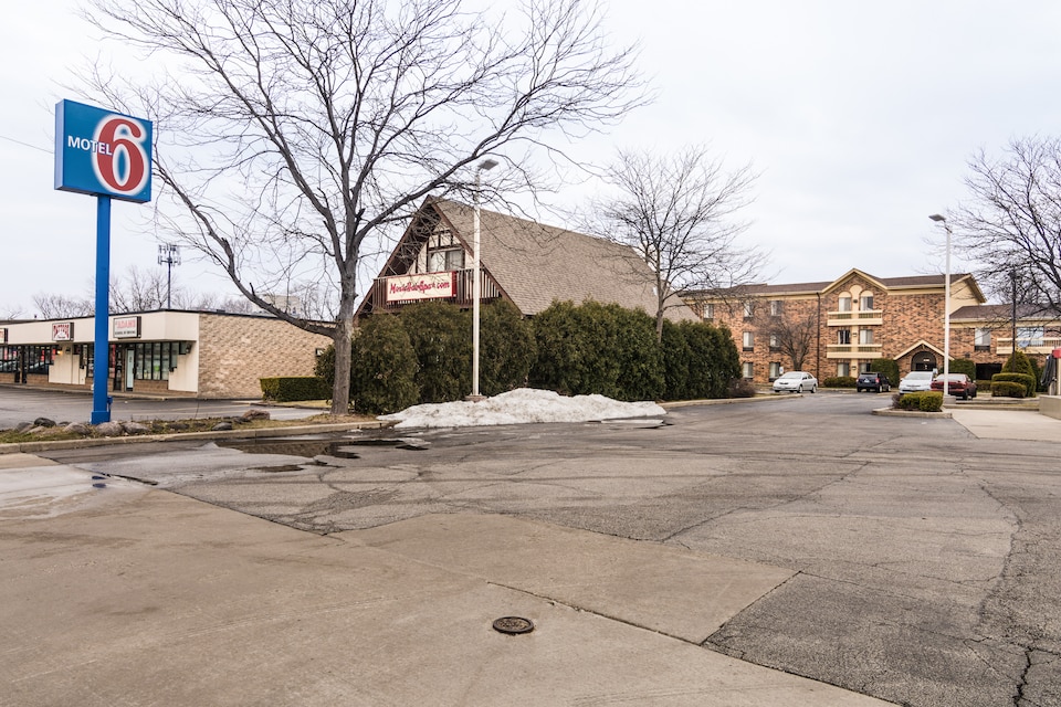 Motel 6 Libertyville, IL, Libertyville, Libertyville