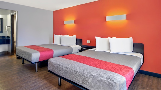 2 Queen Beds | Non-Smoking