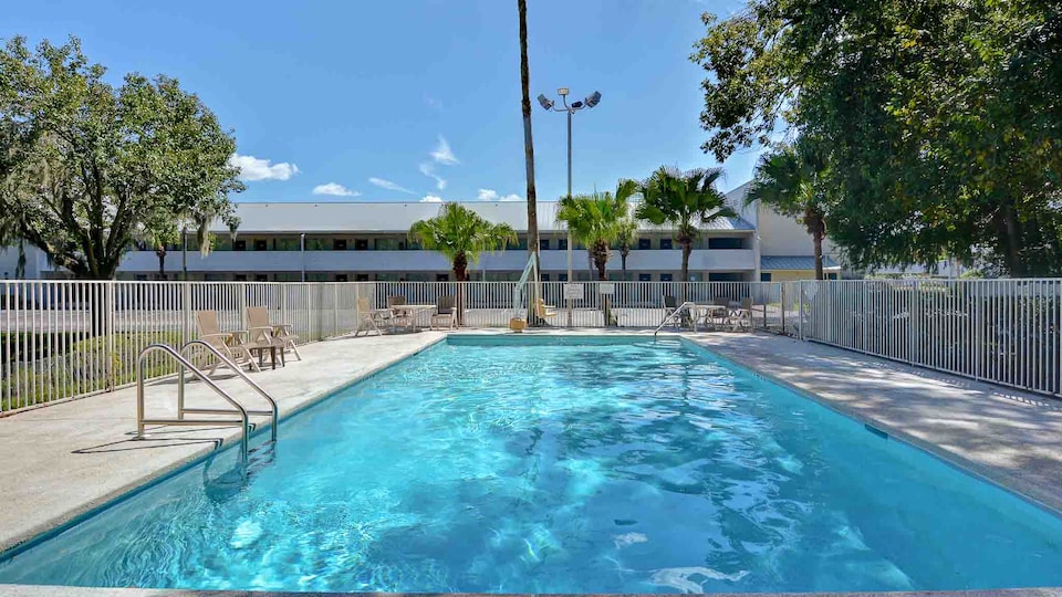 Studio 6 Jacksonville, FL - Baymeadows, C32234, Jacksonville