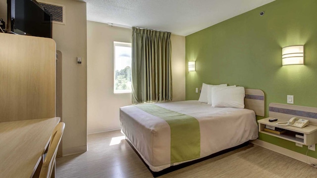 1 Cama Queen | ADA/Bañera, No Fumadores