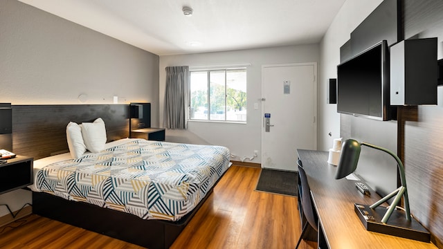 1 QUEEN BED | MOBILITY ACCESSIBLE TUB