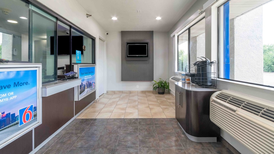 Motel 6 Rolling Meadows, IL - Chicago Northwest, ROLLING MEADOWS, ROLLING MEADOWS