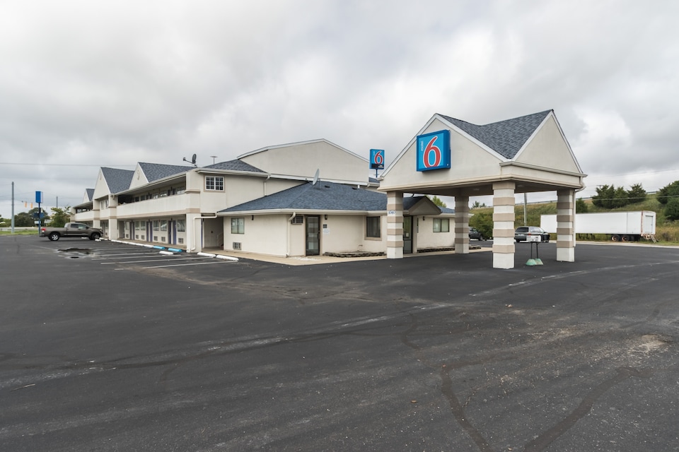 Motel 6 Crawfordsville, IN, CRAWFORDSVILLE, CRAWFORDSVILLE