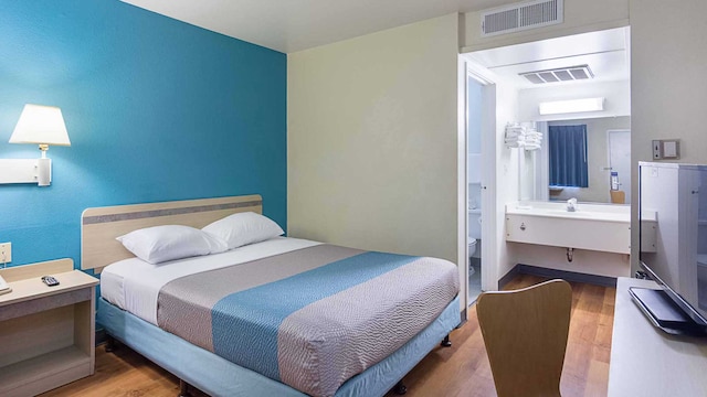 1 Full Bed | Mobility Access RI Shwr, Nsmk