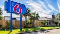 Motel 6 Freeport, TX