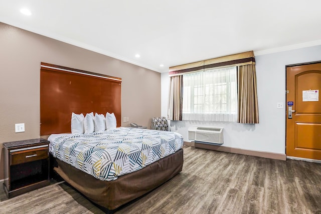 1 King Bed | Mob Acc RI Shwr Nsmk Micfridg