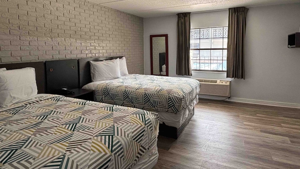 Studio 6 Tallahassee, FL – North Monroe, Tallahassee, Tallahassee