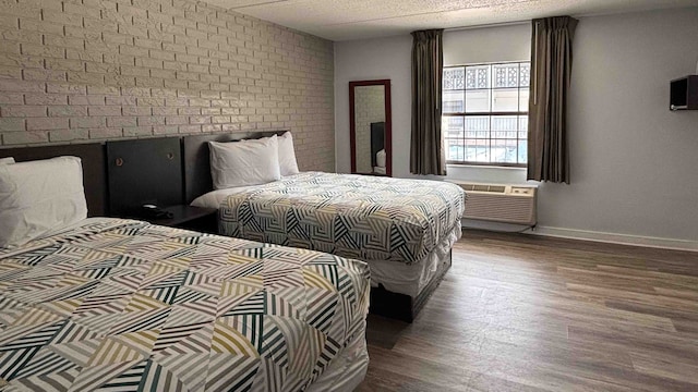 2 Full Beds | Smoking, Kitchen