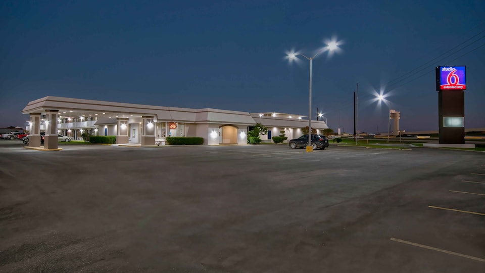 Studio 6 Rosenberg, TX, C77423, Rosenberg TX