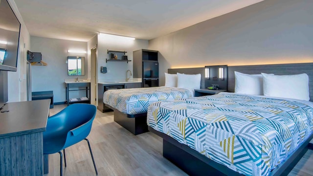 2 Full Beds | Mobil Access Tub Nsmk Kitchen