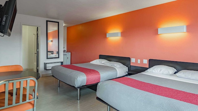 2 QUEEN BEDS | NON-SMOKING KITCHEN