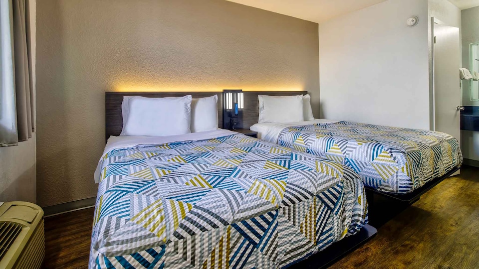 Motel 6 Jackson, MS, C39046, Jackson