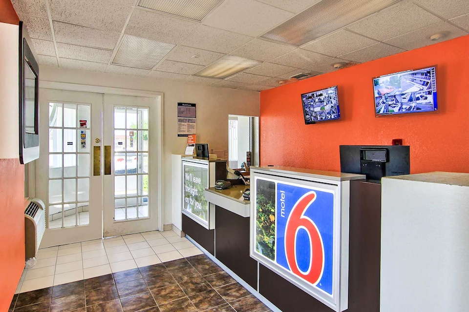 Motel 6 Sacramento, CA – South Sacramento & Elk Grove, C95632, Sacramento CA